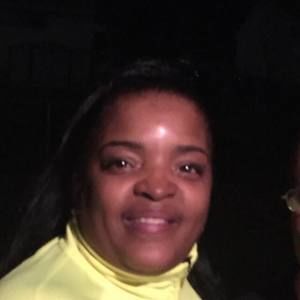 Meet your Posher, Dina